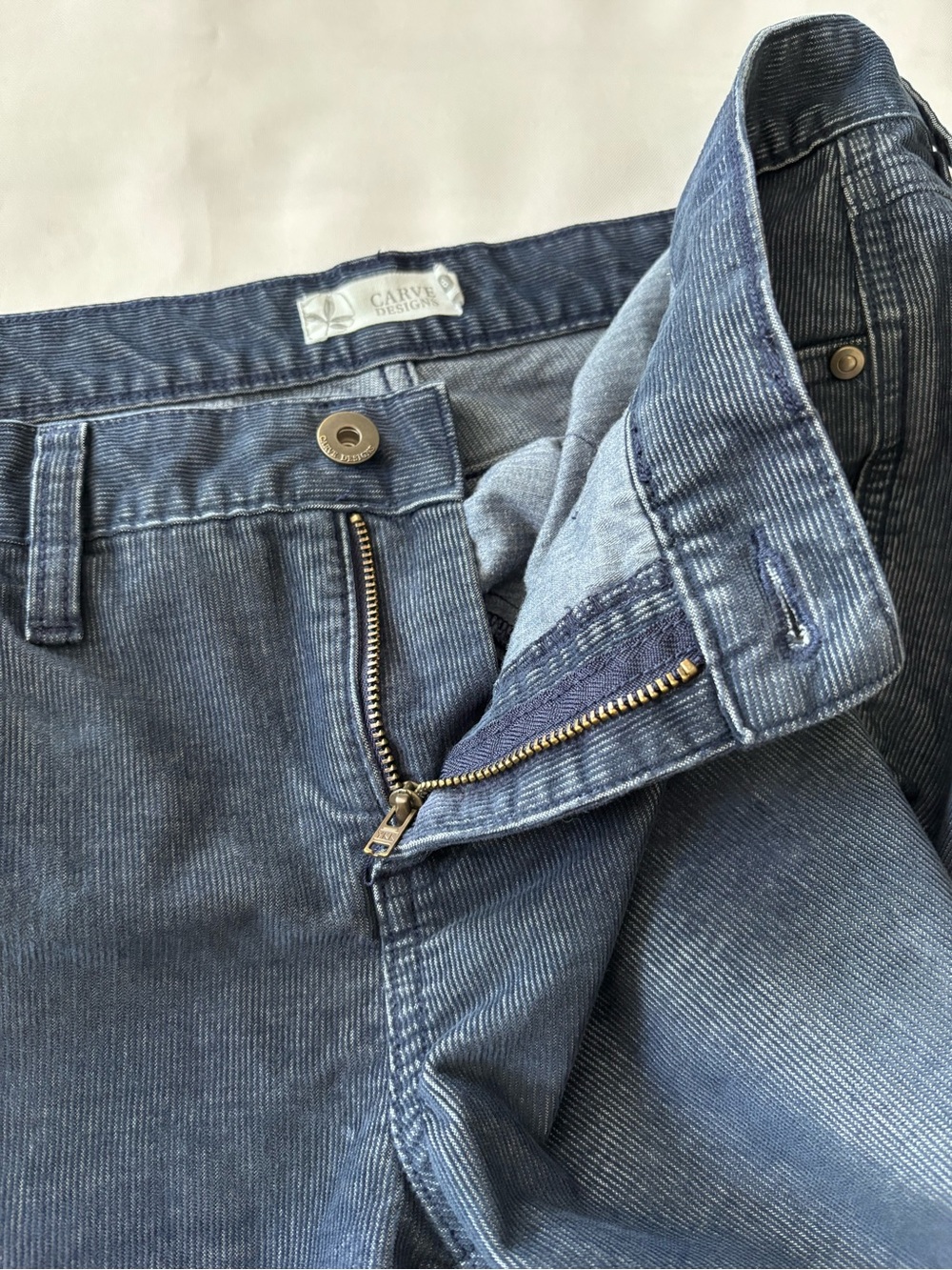 Carve Designs Organic Cotton Corduroy Raw Hem Shorts Women’s Size 8 - Picture 8 of 13